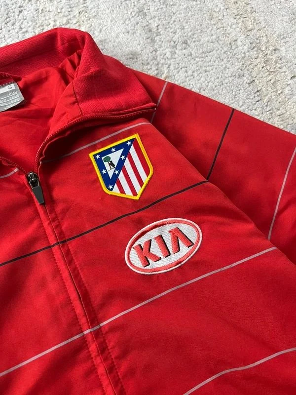 Vintage 2008-09 Nike Atlético Madrid Jaqueta de Treino Vermelha Cinza com Zíper Tamanho P – photo 3